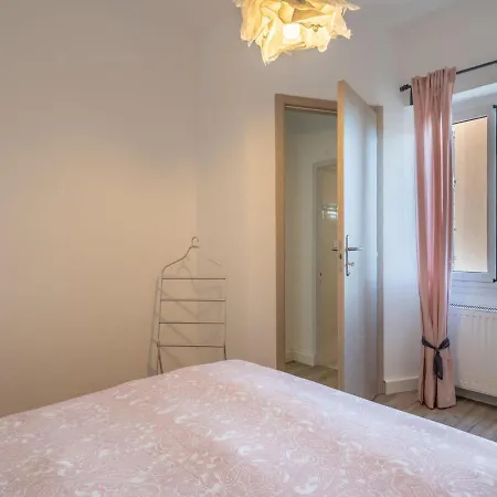 度假居 Bouganville Und Agapanthus By Interhome Arnasco